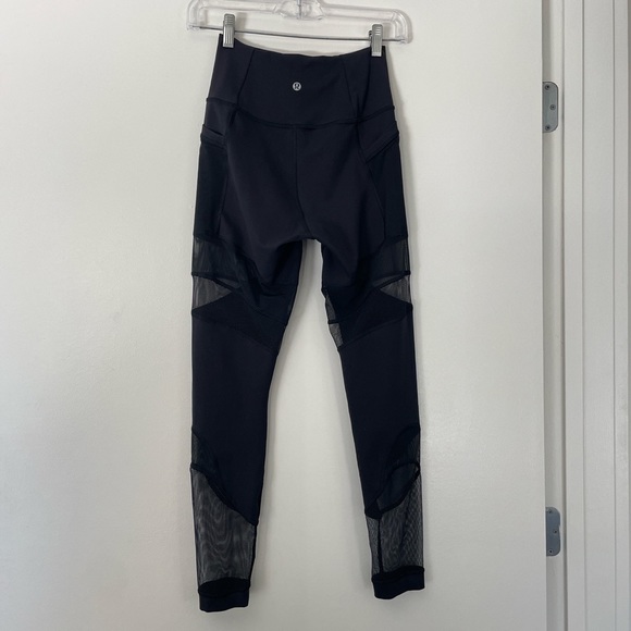 Lululemon Forget the Sweat 25” Leggings in black size 6 - Picture 6 of 6